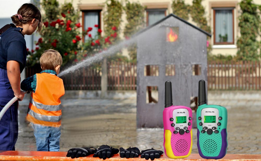 Excuse me, are there unique toy walkie talkies you want?