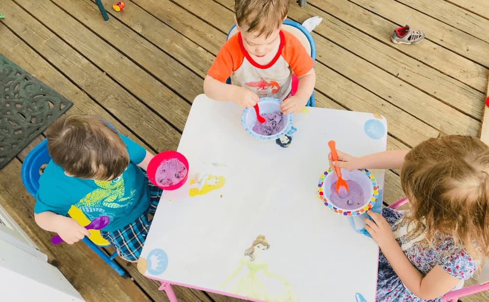 DIY: How to Make Homemade Ice Cream with Children?